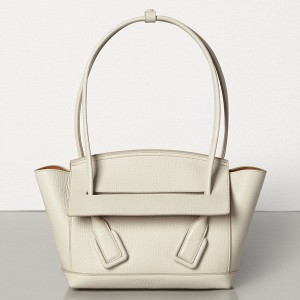 Bottega Veneta Arco 33 Bag In White Grainy Calfskin