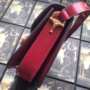 Gucci 1955 Horsebit Shoulder Bag In Red Leather